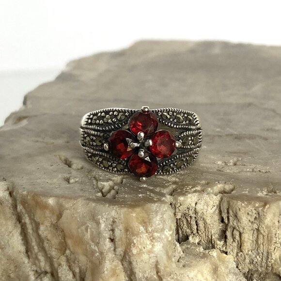 Sterling Silver 925 Multi Gemstone Garnet & Marcasite Floral Band Ring Sz 6.25 - Picture 2 of 16